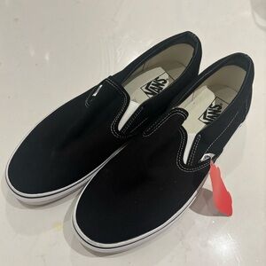 NWT, Men’s Vans Black Slip-Ons - Size 11